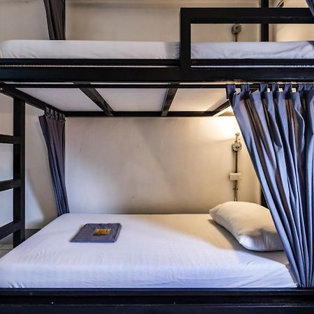 Mad Monkey Cebu City (Adults Only) Exteriör bild