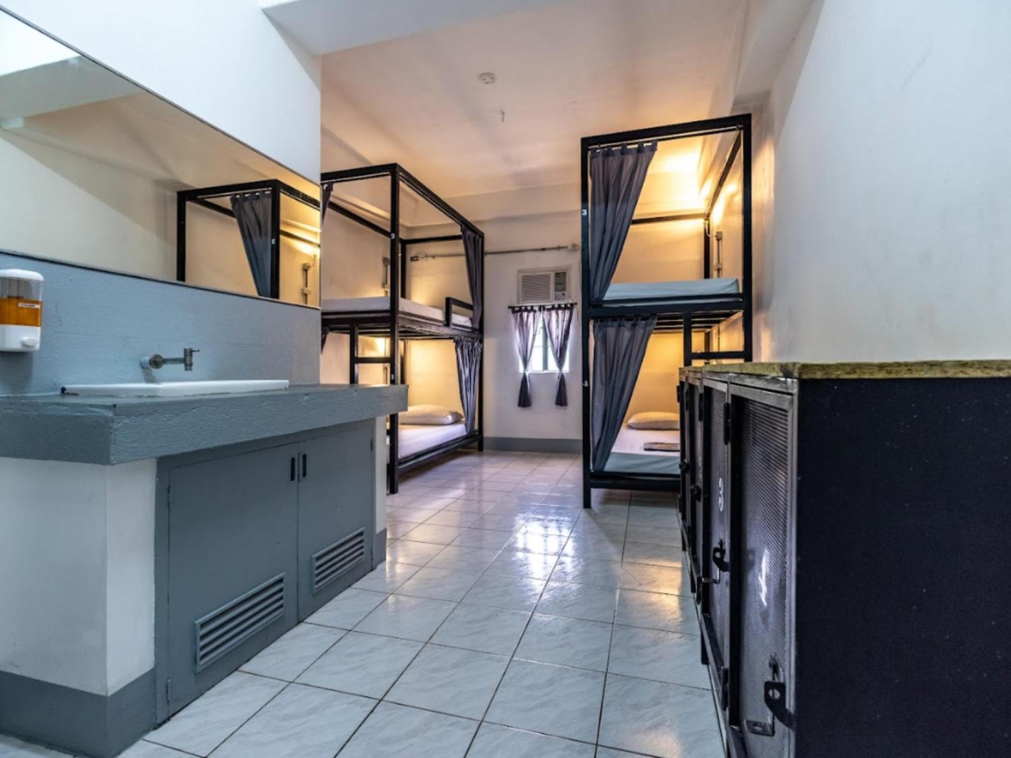 Mad Monkey Cebu City (Adults Only) Exteriör bild